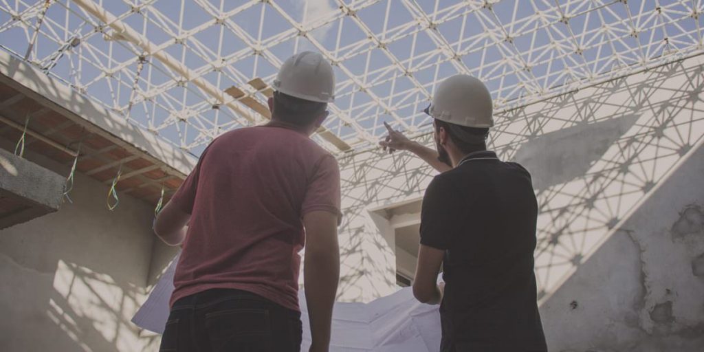 Alunos de Engenharia Civil em atividade prática
