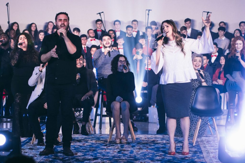 Músicas dos grupos Novo Tom e Vocal Livre foram destaques do UNASP On The Road